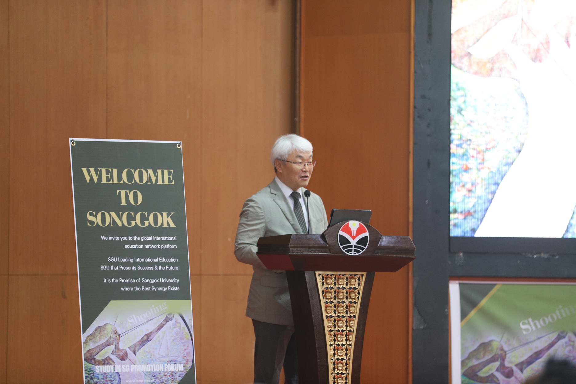 Peresmian Migrant Center UPI